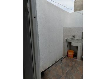 Se vende casa + 2 locales en el barrio Normandia de Soledad.
