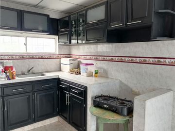 Se vende casa + 2 locales en el barrio Normandia de Soledad.