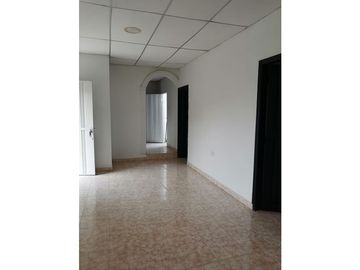 Se vende casa + 2 locales en el barrio Normandia de Soledad.