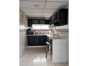 Se vende casa + 2 locales en el barrio Normandia de Soledad.