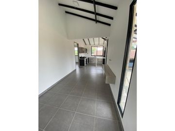 Se vende Finca en la vía Alcala - Morelia