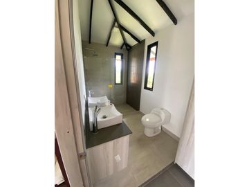 Se vende Finca en la vía Alcala - Morelia
