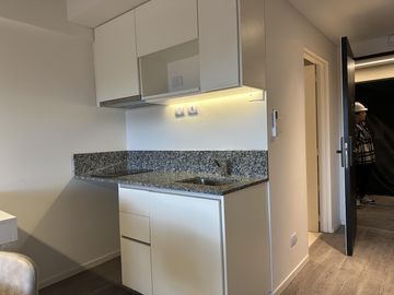 VENTA Departamento Monoambiente Barracas-BALCON-POZO-ESTRENAR! OCT 2025-Financiado-APTO BLANQUEO