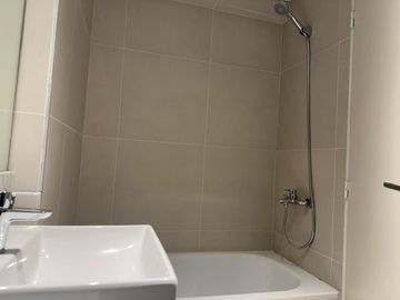 VENTA Departamento Monoambiente Barracas-BALCON-POZO-ESTRENAR! OCT 2025-Financiado-APTO BLANQUEO