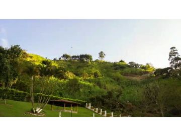 VENTA DE FINCA DE RECREO EN GIRARDOTA PARA INVERSIÓN