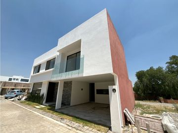 Casa en Venta Magenta residencial, Cerca Cholula, Plaza San Diego
