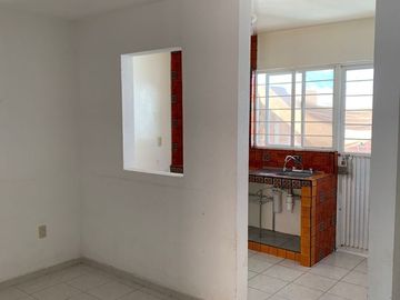 Casa De Un Piso con Dos Habitaciones: La Paz, San Miguel de Allende