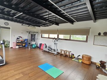 Casa con acabados de lujo en VENTA en COLINAS DE SAN JAVIER