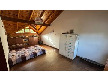 VENTA CHALET 5 DORMITORIOS ESTUDIO PARQUE Y GARAGE