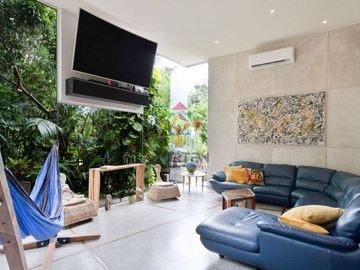 HERMOSA Y MODERNA CASA EN VENTA EN CUMBRES, CANCUN, Q. ROO