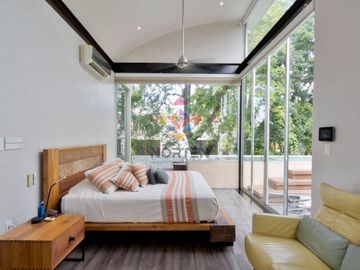 HERMOSA Y MODERNA CASA EN VENTA EN CUMBRES, CANCUN, Q. ROO