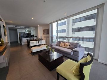Venta Departamento en Edificio Spazio, Puerto Santa Ana