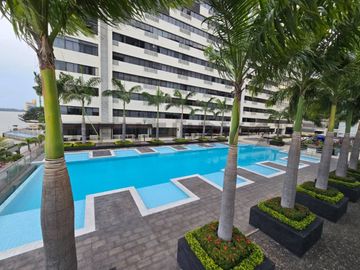 Venta Departamento en Edificio Spazio, Puerto Santa Ana