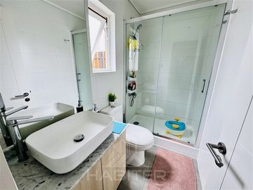 Casa en Venta en Casa Santorini en condominio con grandes áreas verdes
