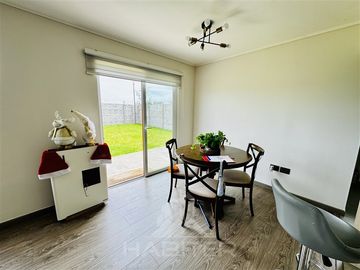 Casa en Venta en Casa Santorini en condominio con grandes áreas verdes