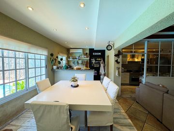 Casa con jardín y pileta a la venta en San Fernando.