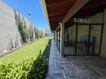 Casa con jardín y pileta a la venta en San Fernando.
