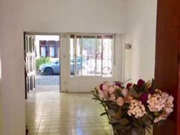 Departamento tipo casa con entrada independiente, SIN EXPENSAS - San Isidro