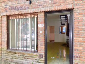 Departamento tipo casa con entrada independiente, SIN EXPENSAS - San Isidro