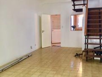 Departamento tipo casa con entrada independiente, SIN EXPENSAS - San Isidro