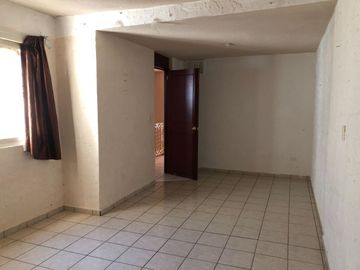 CASA EN VENTA, COL. HACIENDA LA SILLA - GUADALUPE N.L.