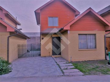 Casa en Venta en Av Portales Oriente / Av Central