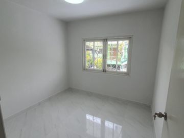 FOR SELL townhouse Baan Pruksa 12 Rangsit-Klong 3 MRT-Bang Rak Yai CX-110149