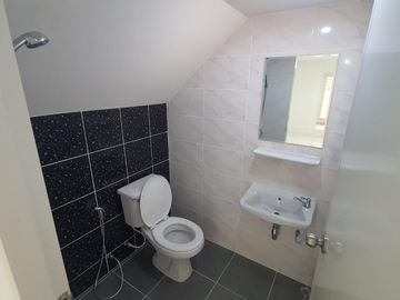 FOR SELL townhouse Baan Pruksa 12 Rangsit-Klong 3 MRT-Bang Rak Yai CX-110149