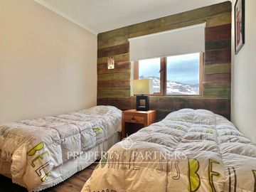 Valle Nevado, remodelado, amplio y luminoso con maravillosa vista
