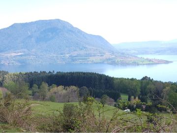 Venta ,Terreno de Ensueño vista al lago Riñihue