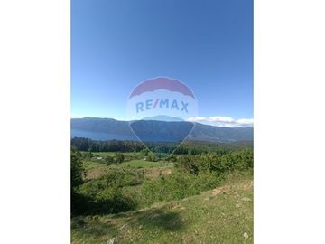 Venta ,Terreno de Ensueño vista al lago Riñihue