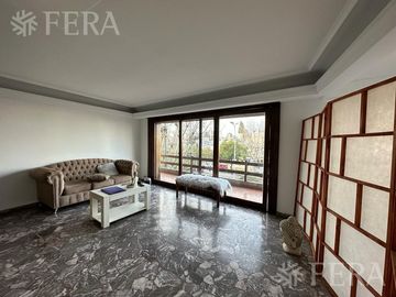Venta de propiedad en block en Wilde . IDEAL INVERSOR