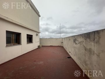 Venta de propiedad en block en Wilde . IDEAL INVERSOR