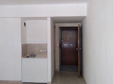 Esmeralda 700 - Departamento 1 Ambiente al frente - San Cristobal