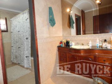 Chalet en Venta en Quilmes Oeste