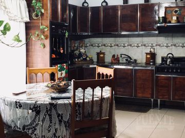 Chalet en Lomas de Zamora