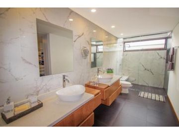 VENTA DE CASA EN LLANOGRANDE