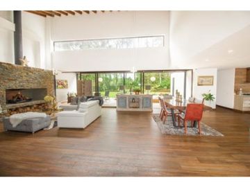 VENTA DE CASA EN LLANOGRANDE