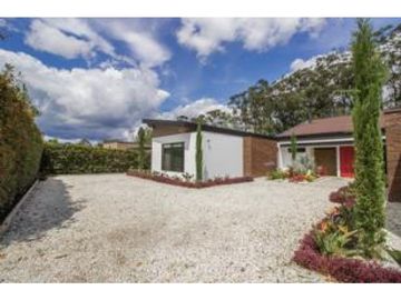 VENTA DE CASA EN LLANOGRANDE