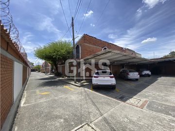 SE VENDE CASA EN CONDOMINIO PORTAL DE LOS ALAMOS CARTAGO