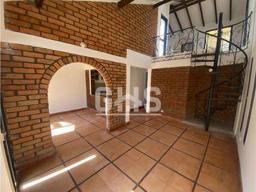 SE VENDE CASA EN CONDOMINIO PORTAL DE LOS ALAMOS CARTAGO