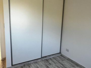 Casa en venta con renta - Barrio San Felipe, Canning