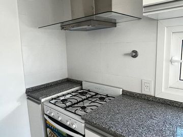 Casa en venta con renta - Barrio San Felipe, Canning