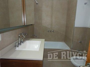 Semipiso en Venta en Quilmes Este