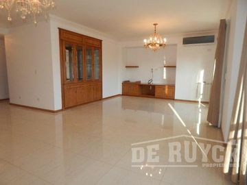 Semipiso en Venta en Quilmes Este