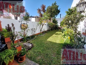 Saavedra nuñez Casa ph duplex 5 amb cochera jardin patio fondo