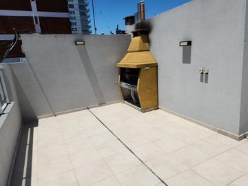 Departamento Dos Ambientes con Terraza Propia en Las Cañitas