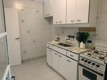 Departamento en Olivos-Vias/Rio