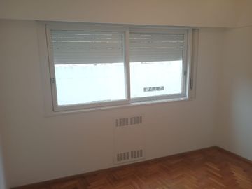Departamento en Olivos-Vias/Rio