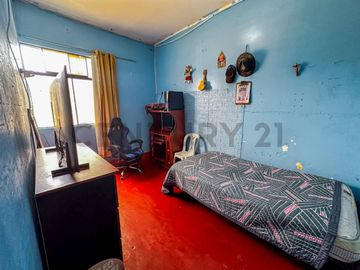 ¡DEPARTAMENTO EN VENTA EN PRIMER PISO, CÓMODO Y CERCA DE TODO LO QUE NECESITAS!
